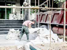 حداقل حقوق فاصله زیادی با هزینه‌های کارگران دارد