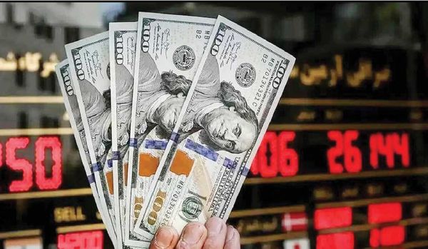 
اقتصاد کشور با رشد اقتصادی نزدیک به صفر و تورم بالا روبروست