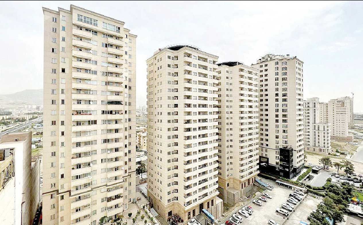 
بدون مهار تورم، رکود همراه با گرانی در بازار ملک باقیست