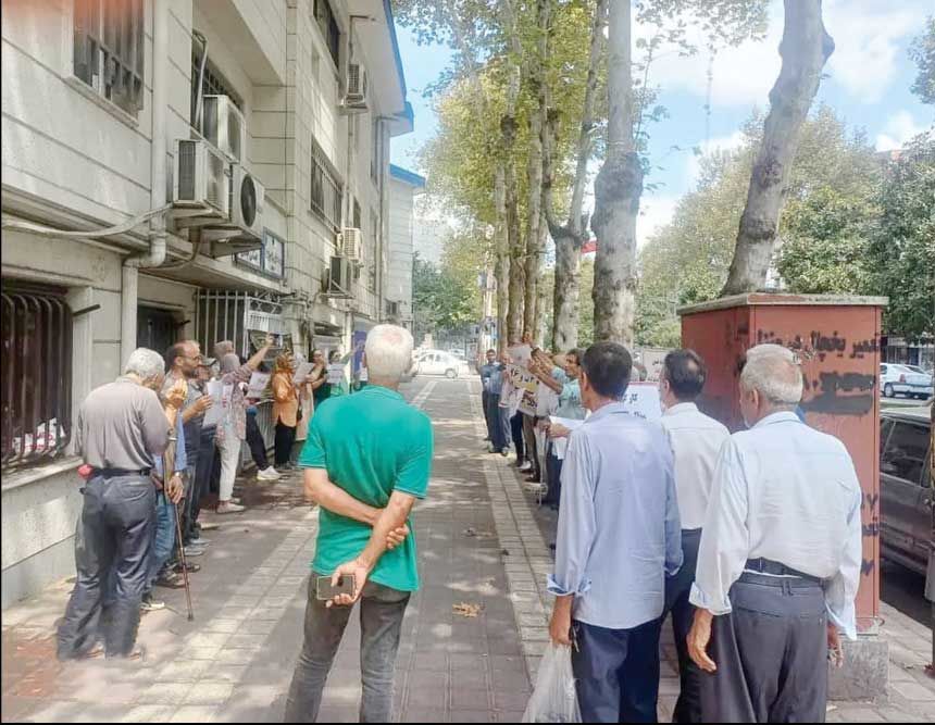 تجمع بازنشستگان کارگری 

در شهرهای مختلف