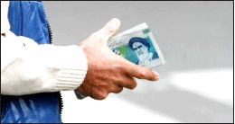حقوق کارکنان تا ۲۰ اسفند پرداخت می‌شود