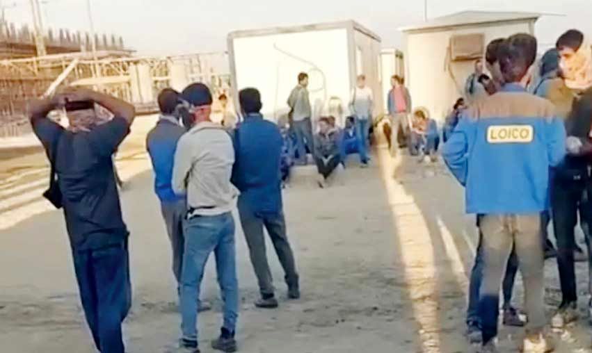 کارگران پیمانکاری پروژه پتروشیمی چابهار تجمع کردند