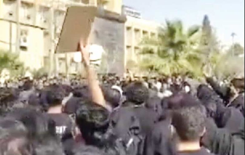 
اعتراضات دانشجویی در نخستین روز بازگشایی دانشگاه‌ها