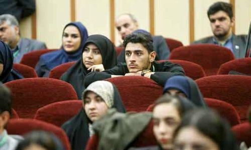 محو دغدغه‌های صنفی در هیاهوی سیاست