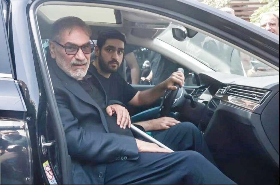 
بار کشتی شما نفت و میعانات است، بار کشتی مردم فقر و تورم 