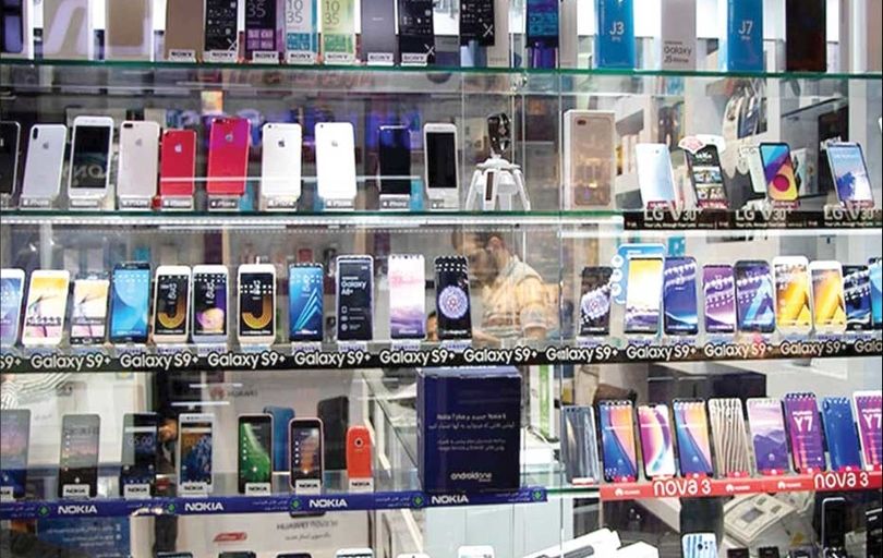 
واردات آیفون با نام شیائومی، قاچاق با مجوز رسمی است