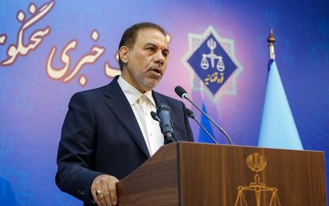 

شهروندان خویشتن‌داری کنند