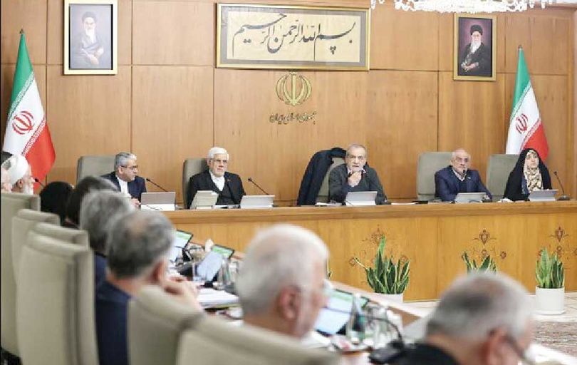 
ایجاد فضایی منصفانه برای نقد به‌ویژه در رسانه ملی