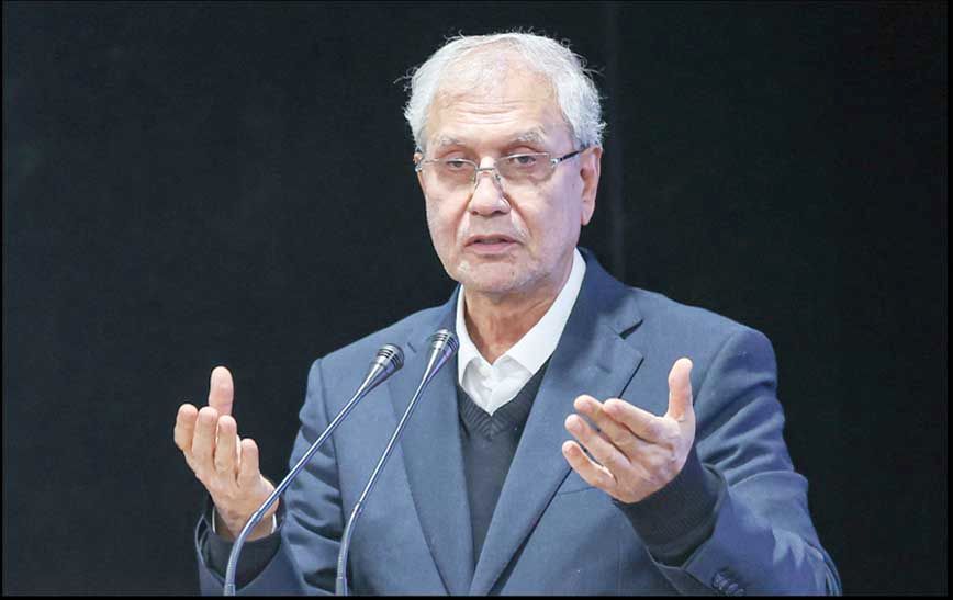 
هیچ جامعه ای با تکیه بر بیگانگان به سعادت نرسیده است