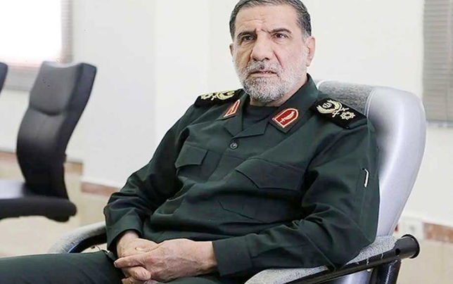 جریانات سیاسی طرفدار مذاکره  سرشان در آخور بیگانگان است 