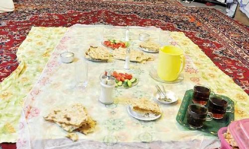 سفره خانواده‌های کارگری در اوج تهی‌بودگی