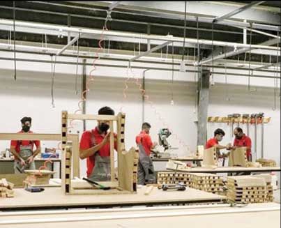 یک ماه از معوقات مزدی 
کارگران کیش چوب پرداخت شد