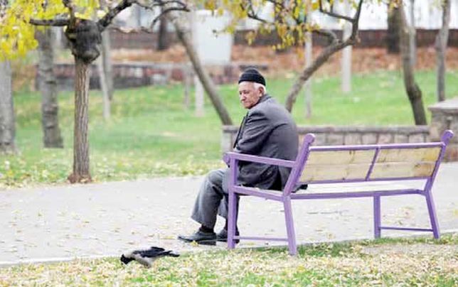 
حقوق ۱۵ میلیون و ۴۰۰هزار تومانی بعد از 30 سال کار