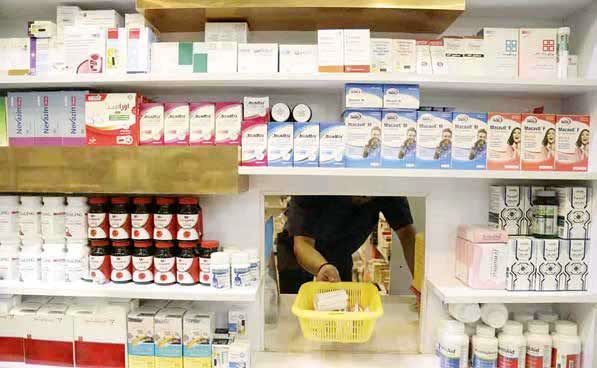 قمار خطرناک ارزی دولت با جان و سلامت مردم