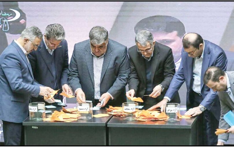 
مدعیان حذف همتی از وزارت، امروز پاسخ دهند