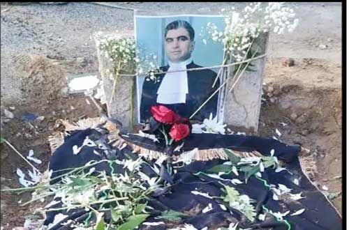 

 علت درگذشت خسرو علیکردی 

سکته قلبی بود