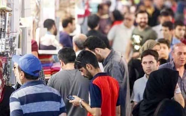 هیچ جامعه‌ای با آینده مبهم شاد نیست