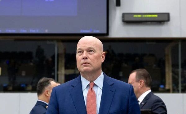 
 ایران مذاکرات درباره حل صلح آمیز برنامه هسته‌ای خود را از سر بگیرد