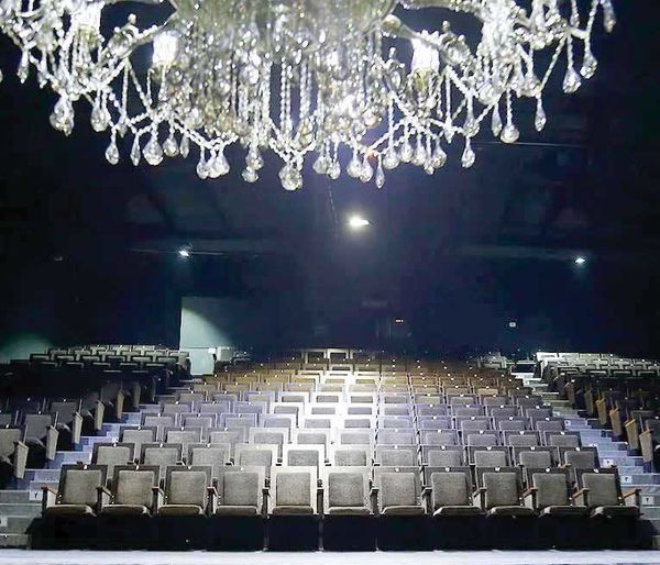 تولید هنری یا بازتولید وضعیت نامطلوب موجود؟