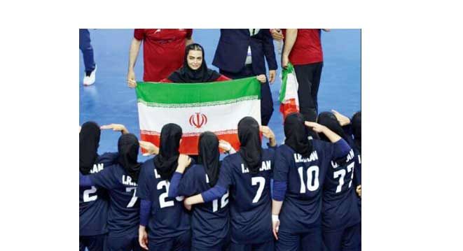 دختران هندبال بر بام آسیا