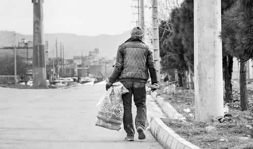
حذف حقوق کارگران به جای حل مشکلات ساختاری