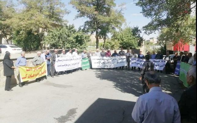     

تجمع بازنشستگان مخابرات 

در استان‌های متعدد