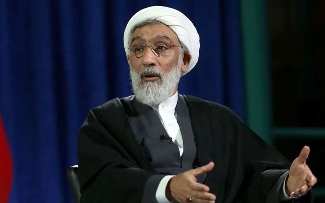 ما روحانیون در همه چیز دخالت می‌کنیم