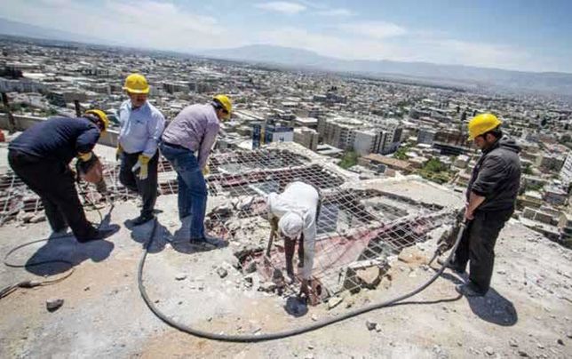 تناقض شدید اعداد دولتی با واقعیت‌های اقتصادی