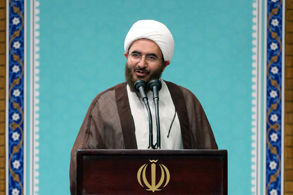 مساجد خانه سالمندان شده اند،
باید جوانان بازگردند