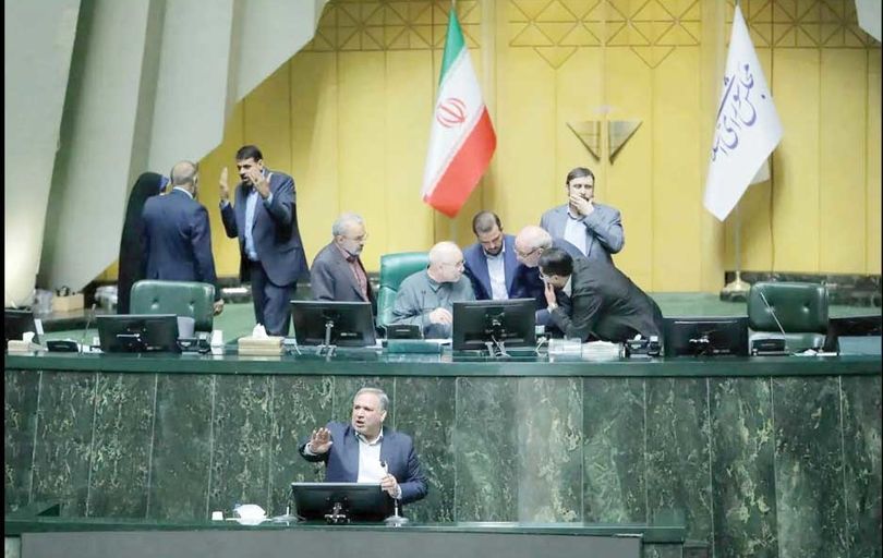 
هیچ استیضاحی فعلاً به جریان نیافتد
