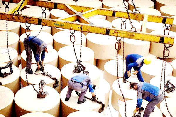 ارز ۴۲۰۰ تومانی، منشأ گرانی و فساد شد