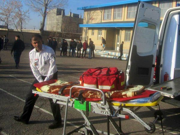 این‌بار مسمومیت دانش‌آموزان مدرسه پسرانه بروجرد