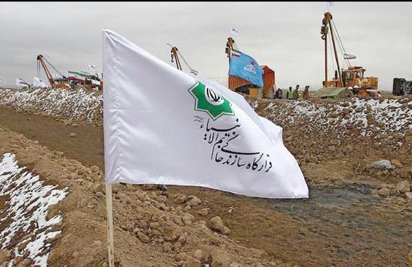 
خاتم الانبیا؛ قرارگاه جنگی یا پیمانکار بلامنازع اَبَرپروژه‌ها؟