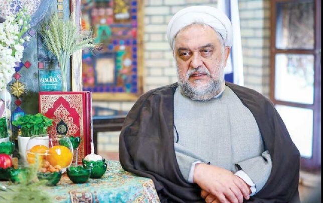 
منتقدان پزشکیان در واقع حضرت آقا را زیر سوال می‌برند