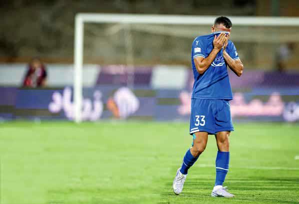 استقلال 
در سیاهچاله ناکامی