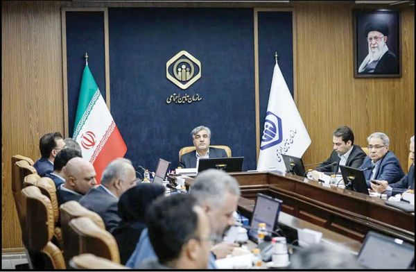 
شیوه‌نامه ساماندهی بیمه ساختمانی‌ها در راستای منافع کارگران است