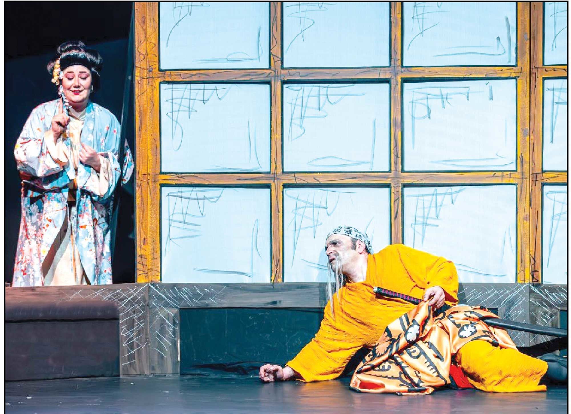 تقابل عشق و وظیفه در معبد بالای کوه