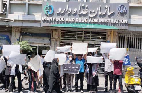 بیماران باید تاوان عقبافتادگی سازمانهای بیمهگر را بدهند