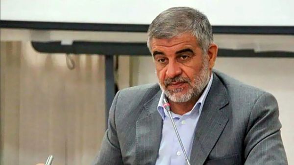 

حمله به قالیباف 

سناریوی بازگشت غرب‌گرایان است