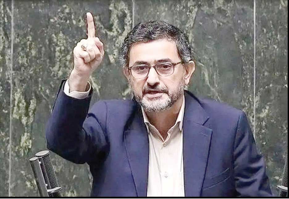 
از فاصله بین پالایشگاه تا نیروگاه ۲ تا ۳ میلیون لیتر سوخت قاچاق می‌شود!