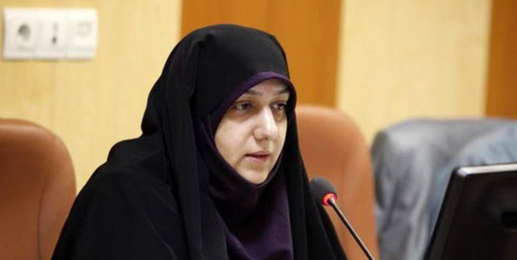 عضو شورای شهر تهران
این بار با پسرش خبرساز شد