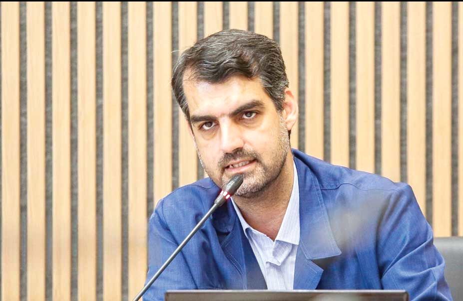 
دولت وزرای ناکارآمد را جابه‌جا نکرده است