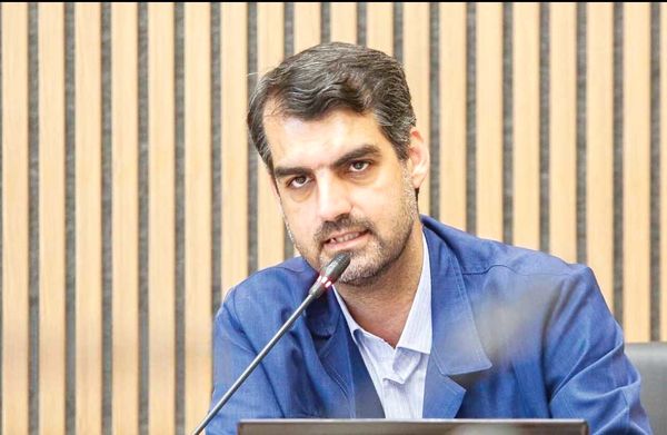 
دولت وزرای ناکارآمد را جابه‌جا نکرده است