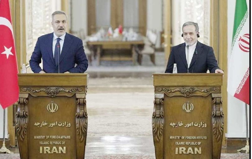 
برای حل موضوع هسته‌ای ایران هر کاری بتوانیم انجام می‌دهیم