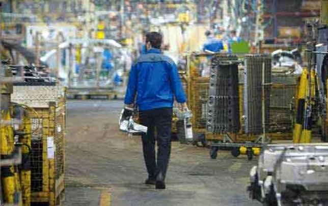 
اقتصاد با ظرفیت تولید زیر 50 درصد از انتفاع ساقط می‌شود