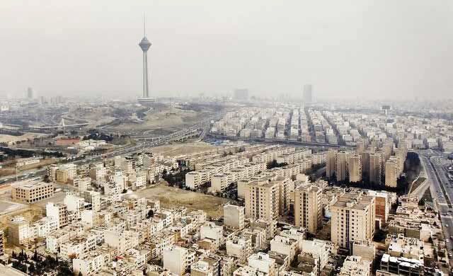 سرمایه‌های کشور به سنگ و گچ تبدیل شده است!