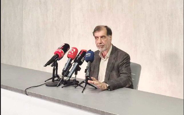 
اعتقادی به حجاب اجباری نداشته و ندارم