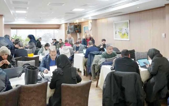 ارائه تعهدنامه و فرم احراز هویت برای 30 دقیقه اینترنت!