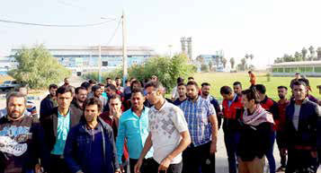 کارگران شرکت قند شوش تجمع کردند